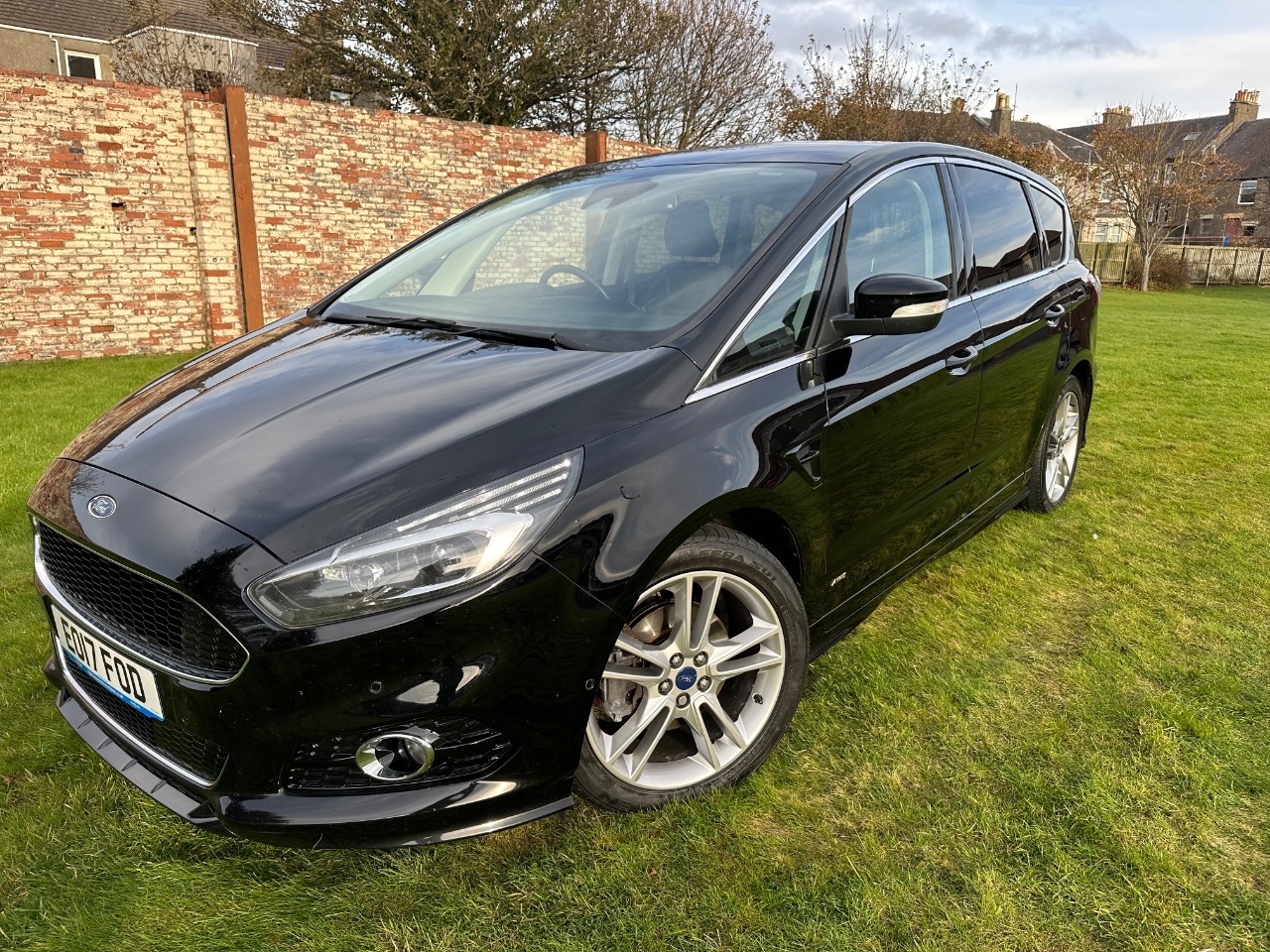 2017 Ford S-MAX